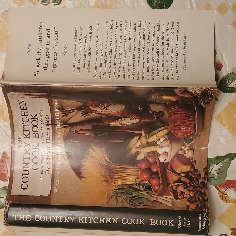 π³ The Country Kitchen Cook Book 1968 π π©π»βπ³ - Picture 3 of 17